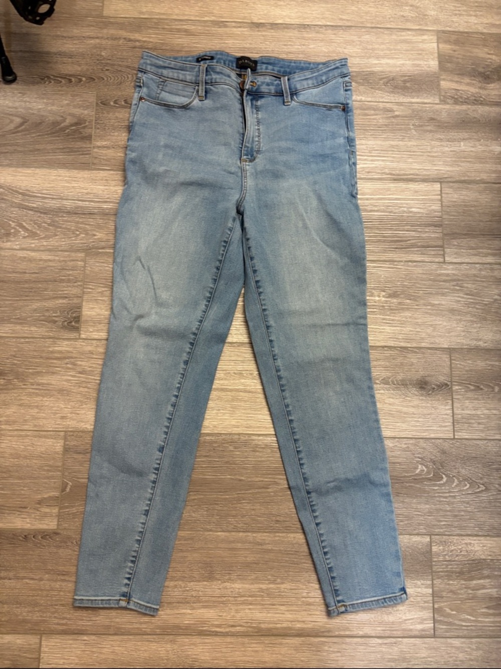 Talbots Light Wash skinny jeggings